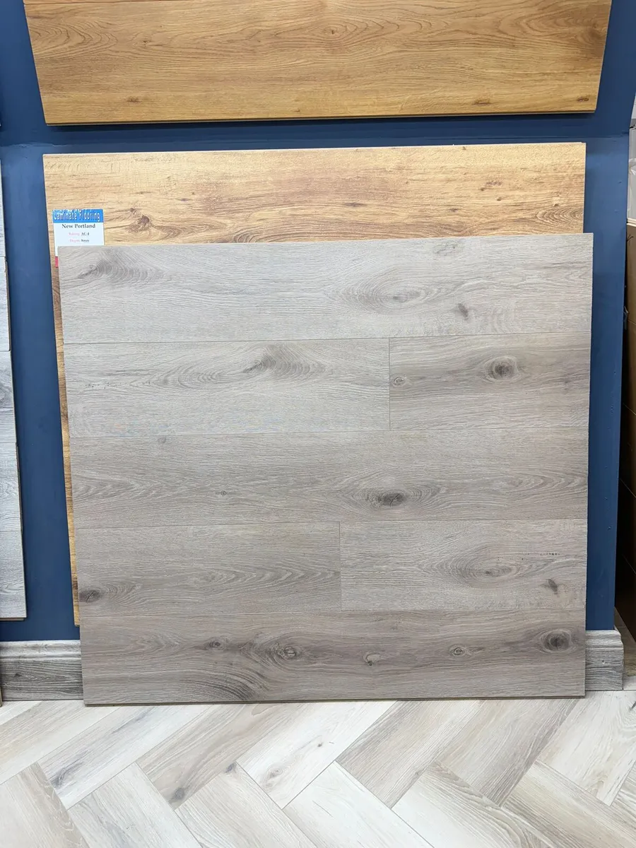 Brand new laminate flooring free underlay