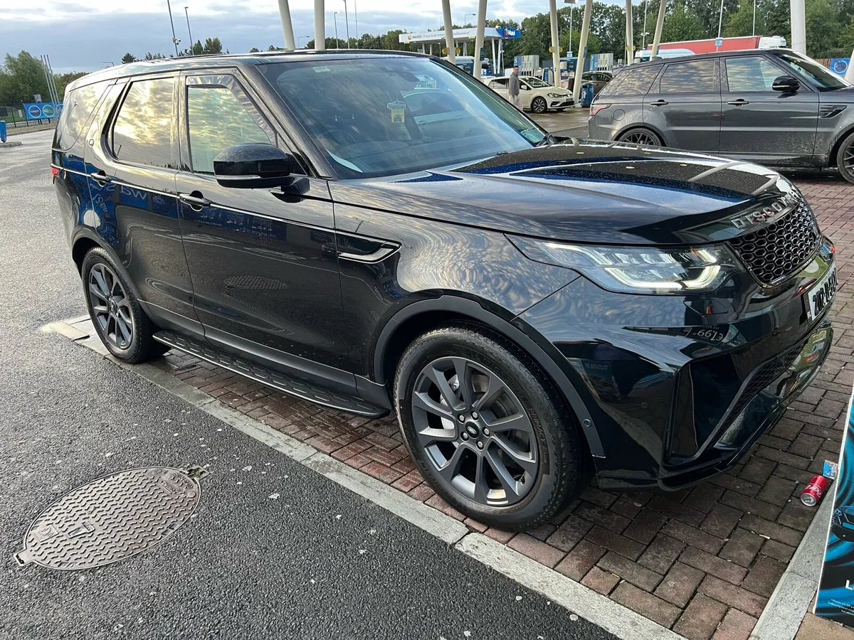 Land Rover Discovery 5 - Image 1