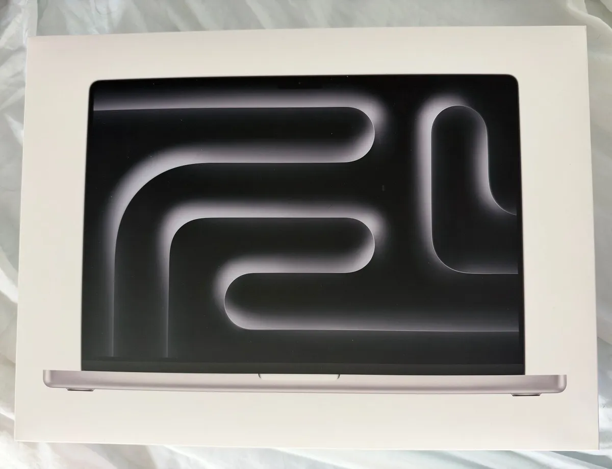 Apple MacBook Pro 16.2" M4 Pro 24GB 512GB Silver - Image 1