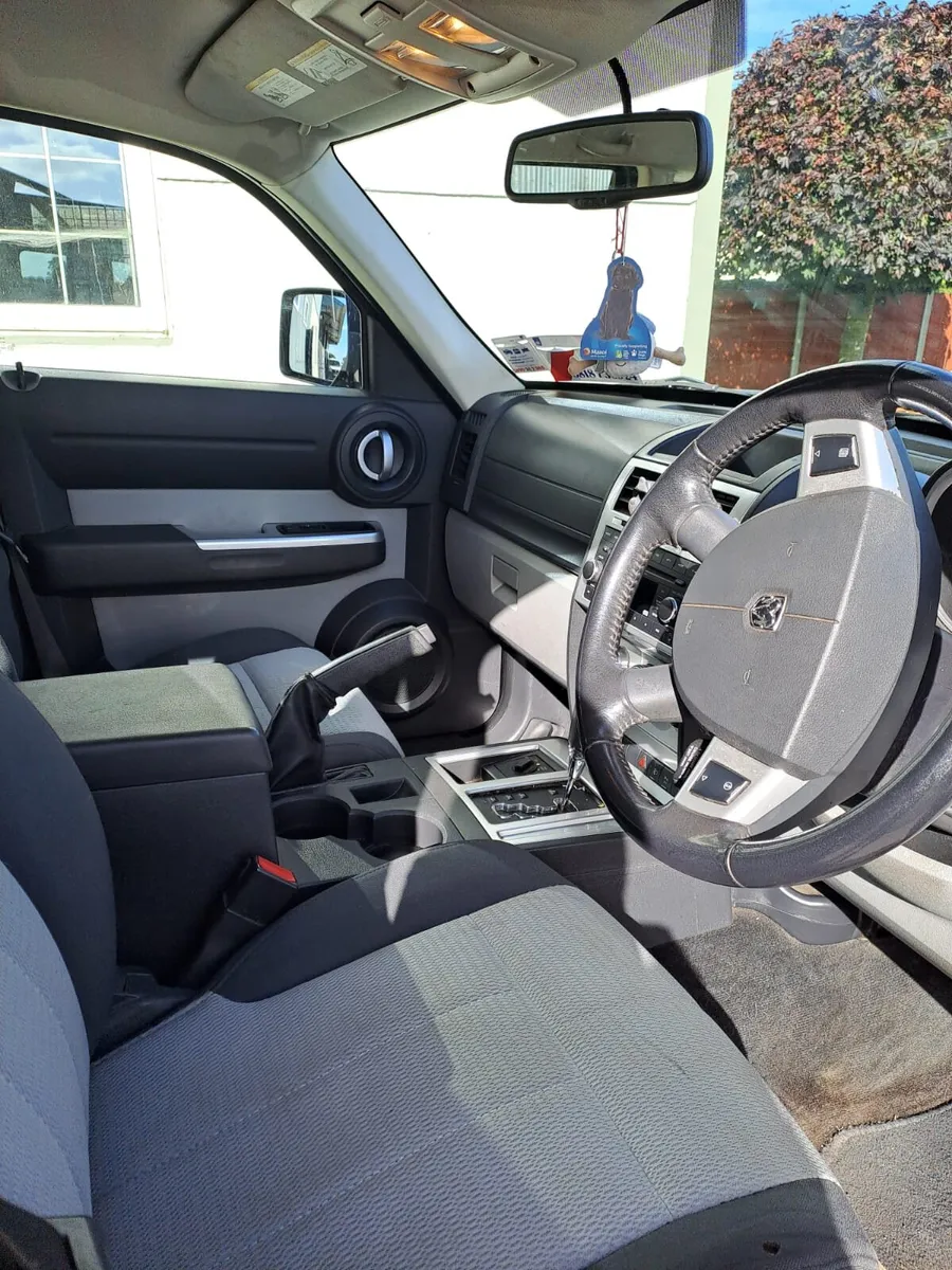 Dodge Nitro Diesel - Image 2