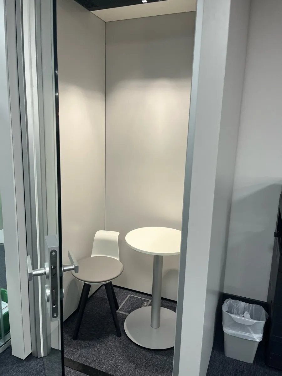 Sound proof phone box for office - Image 2