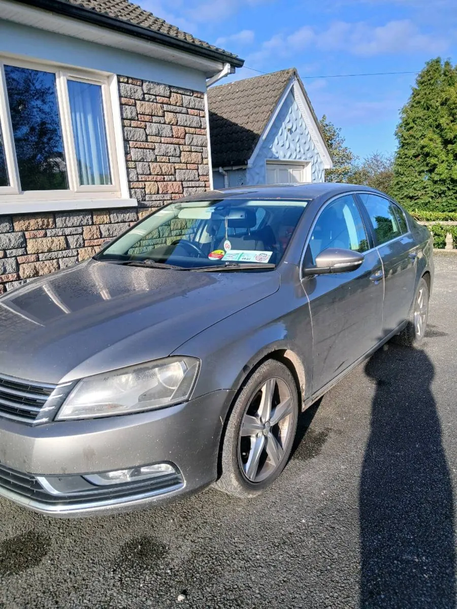 2012 vw passat for breaking or repair - Image 1
