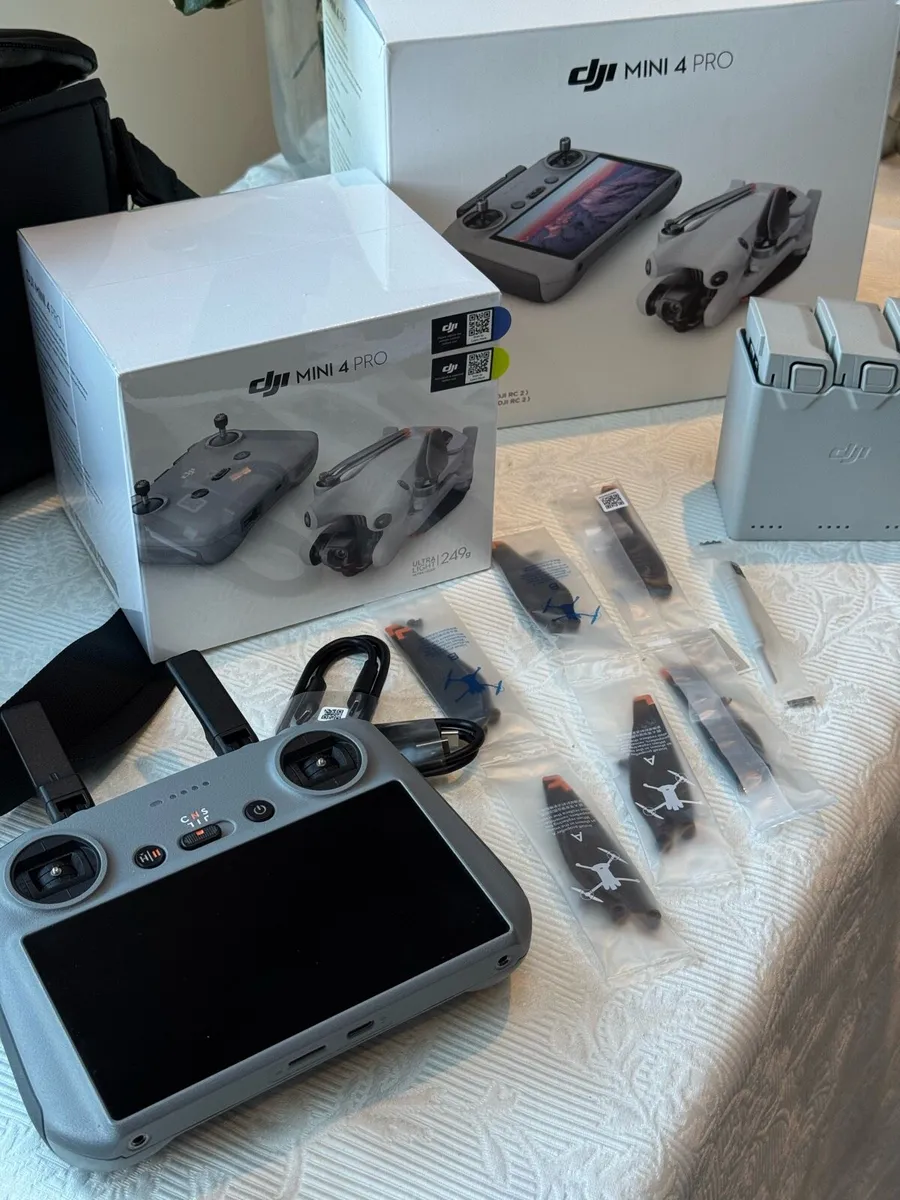 DJI MINI 4 Pro Brand New • 3 Batteries • Screen Co - Image 1