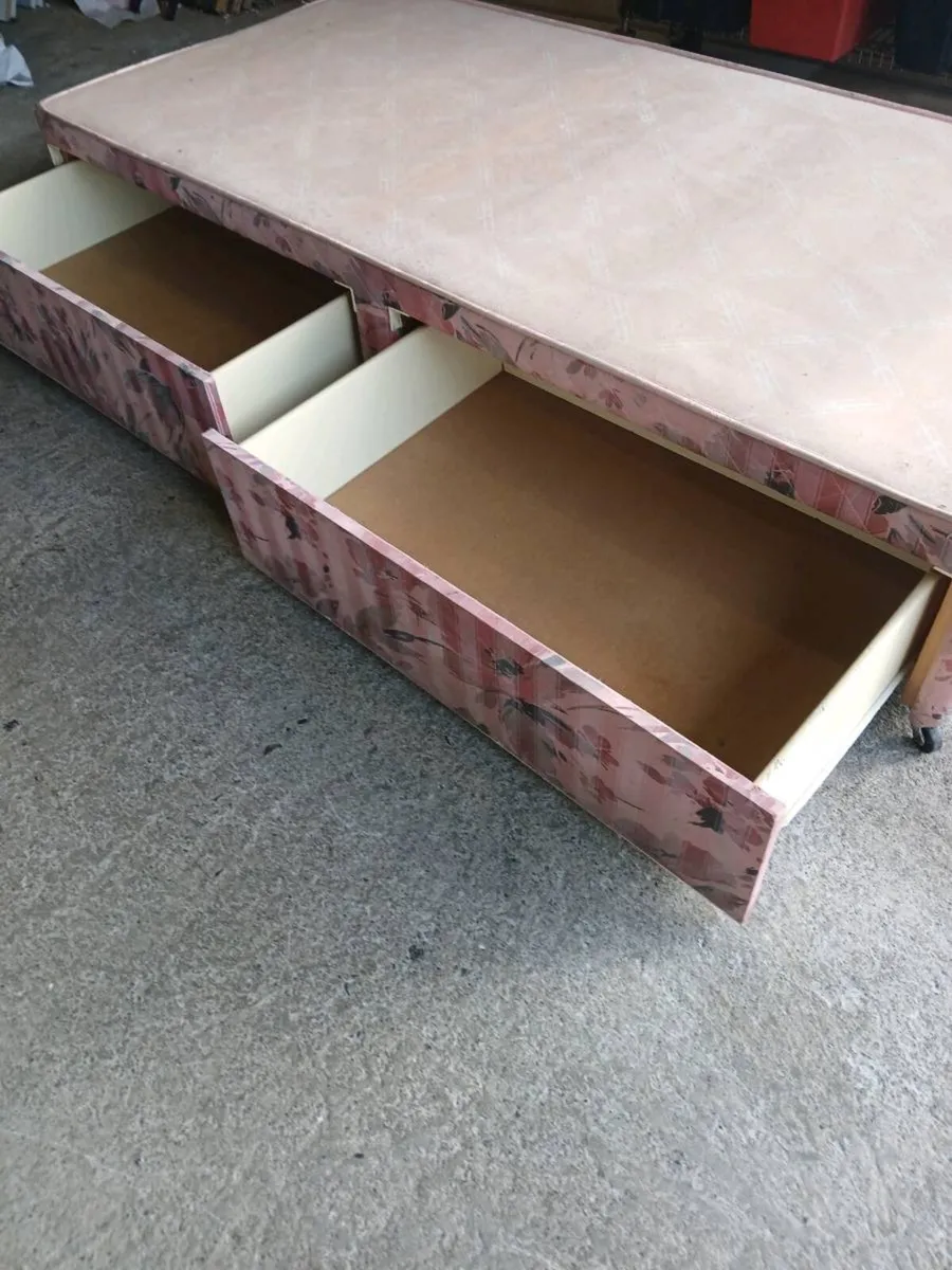 Single bed - Image 4