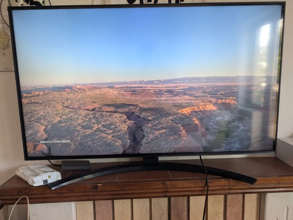 television - LG NanoCell 43"