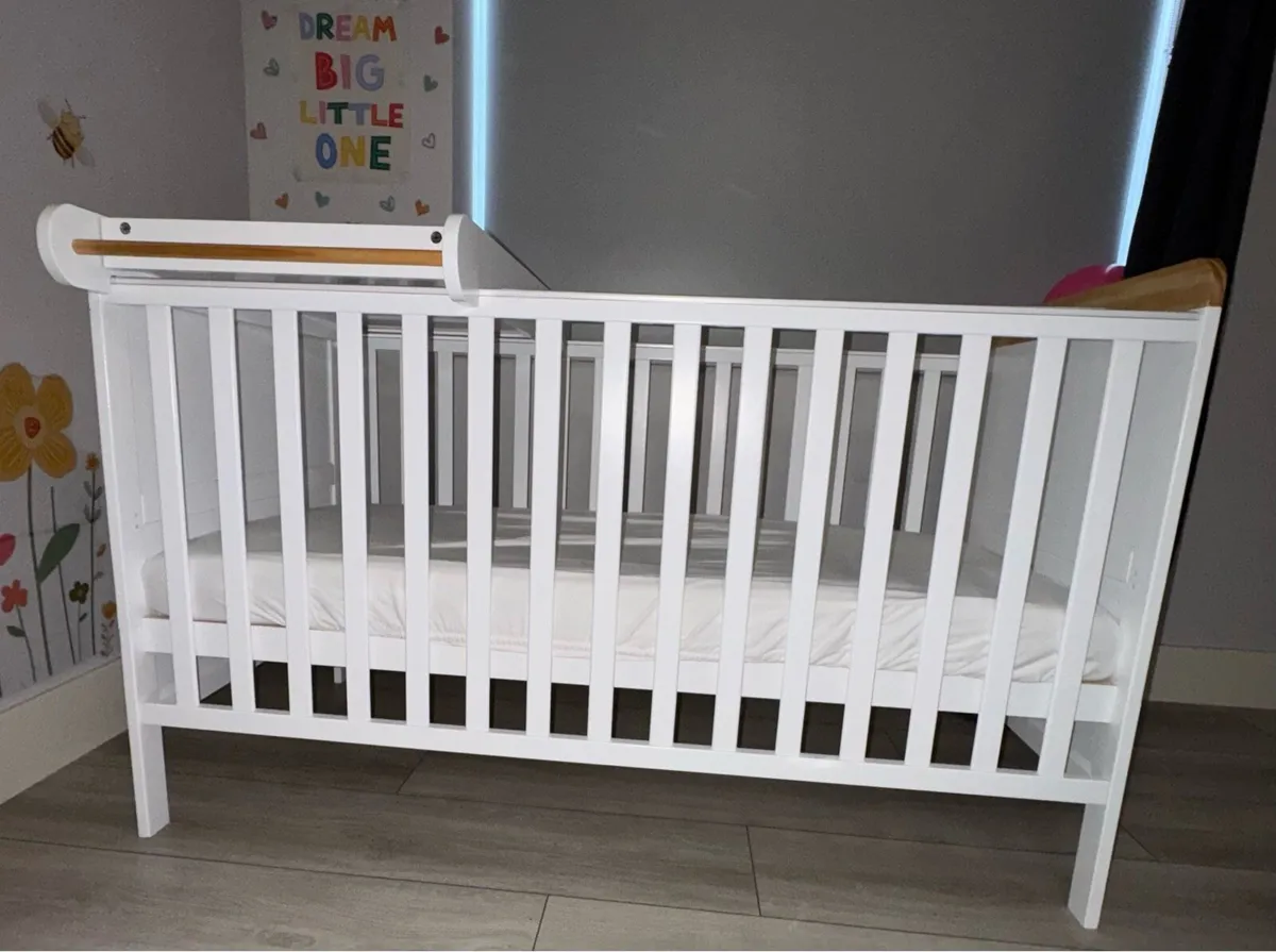 Baby Elegance Haddington Cot Bed & Changing Unit - Image 3