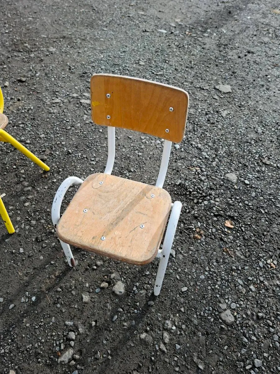 Old school chairs - Image 3
