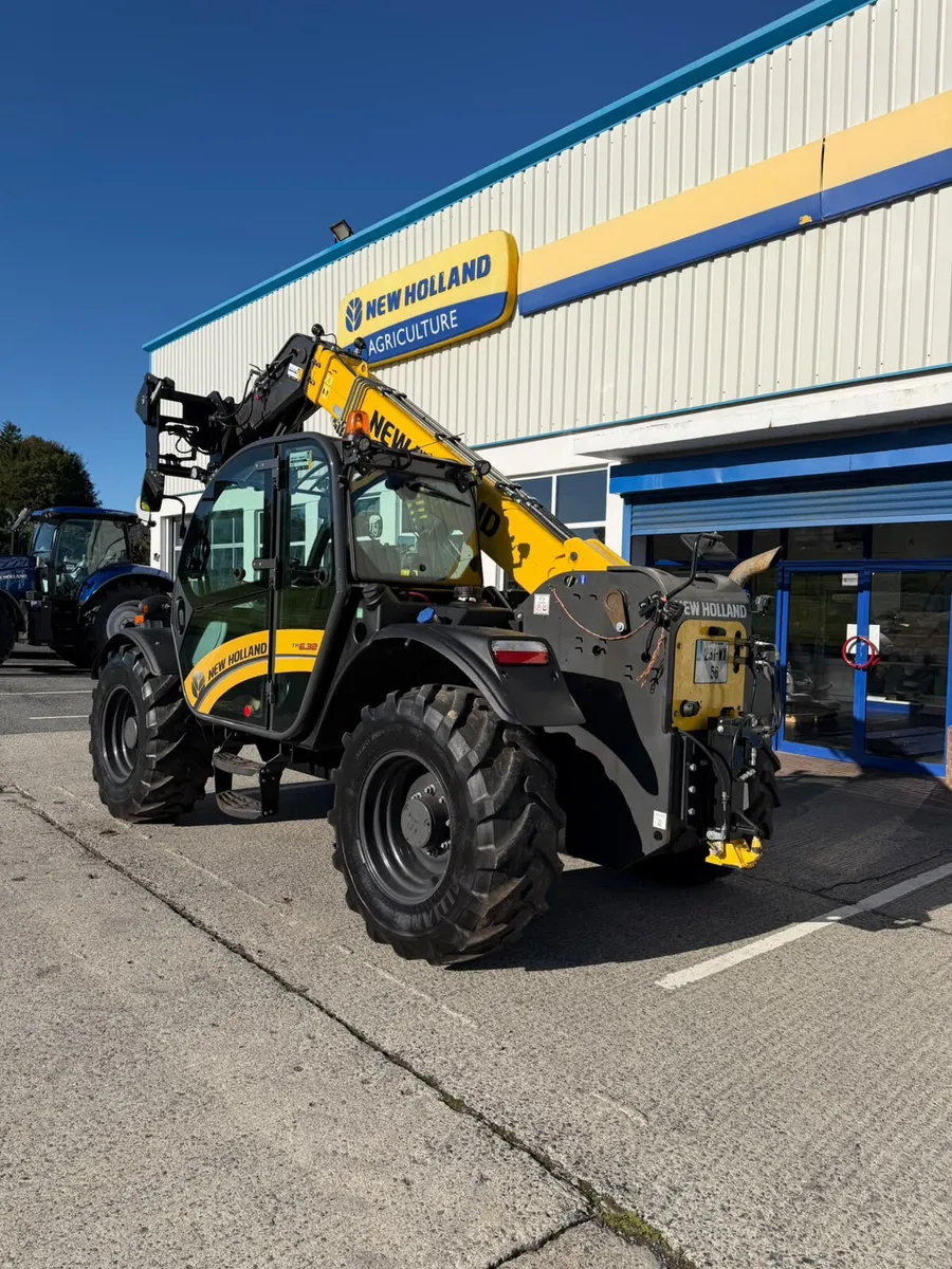 New Holland TH6.32 - Image 3