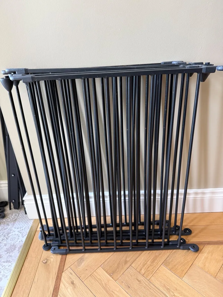 Baby/Toddler safety railing and Gate - Image 3