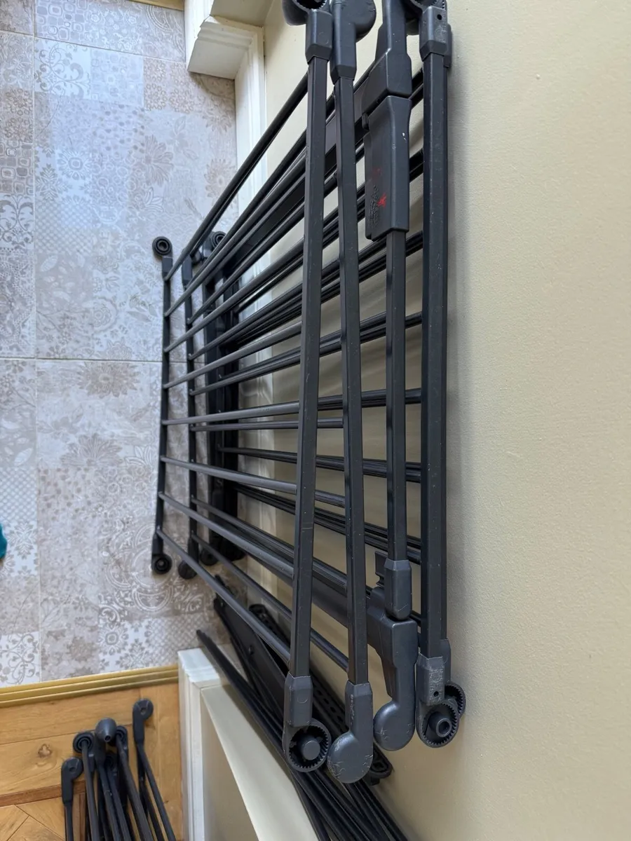 Baby/Toddler safety railing and Gate - Image 4