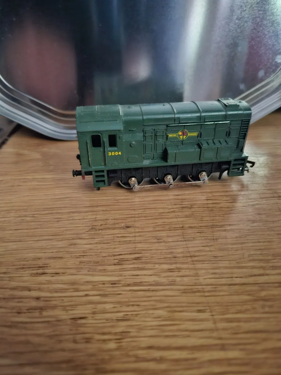 Hornby Lima OO Gauge Diesel Shunter - Image 2