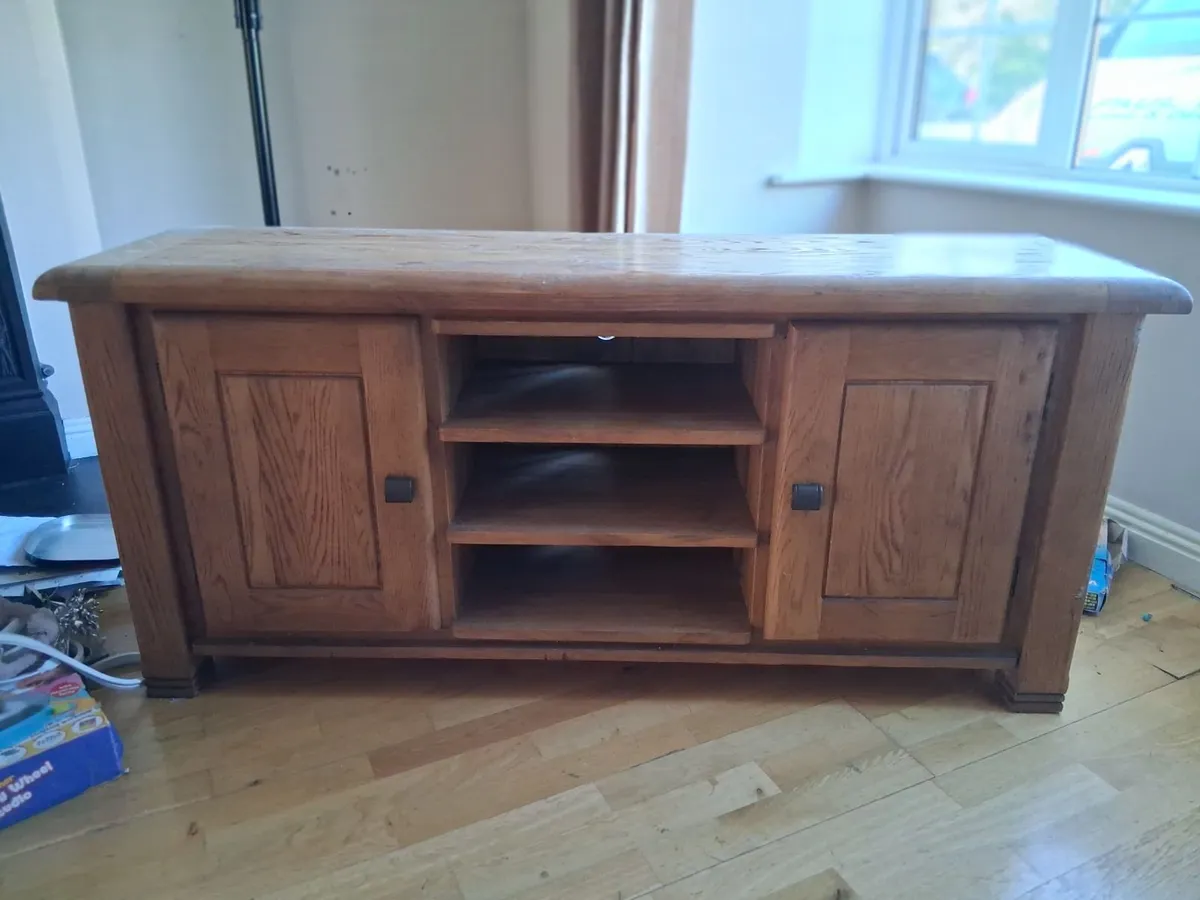 TV  STAND - Image 2