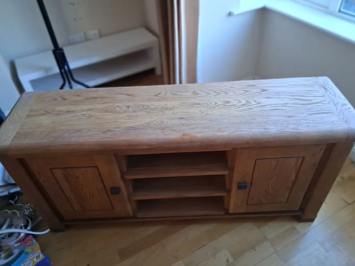 TV  STAND - Image 4