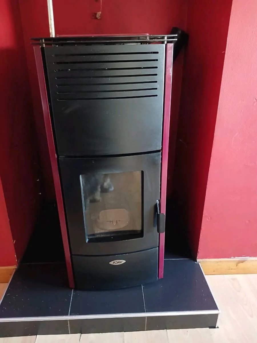 Wood pellet stove - Image 2