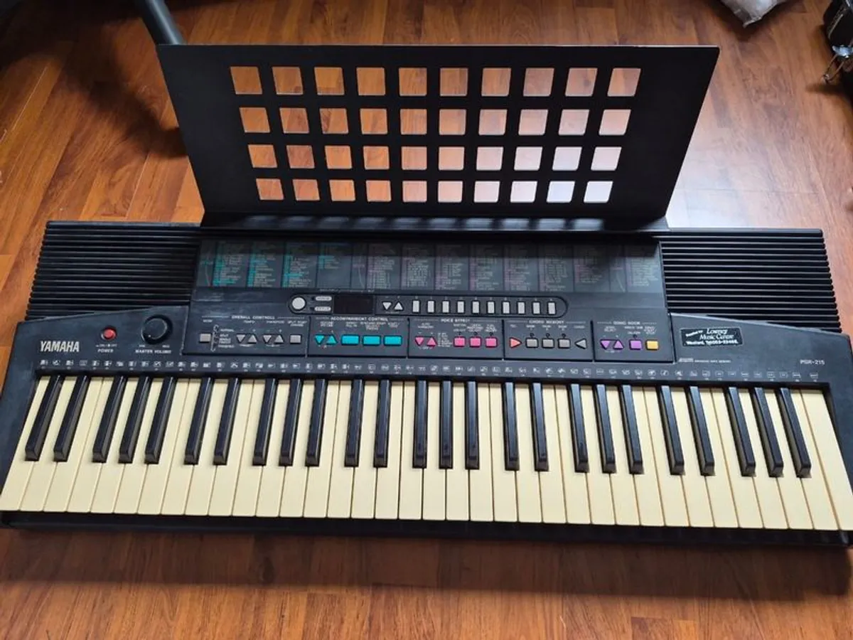 Yamaha PSR-215 Keyboard - Image 1