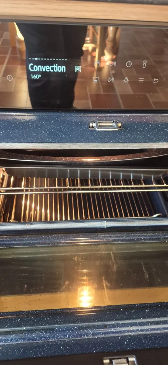 Samsung smart oven - Image 1