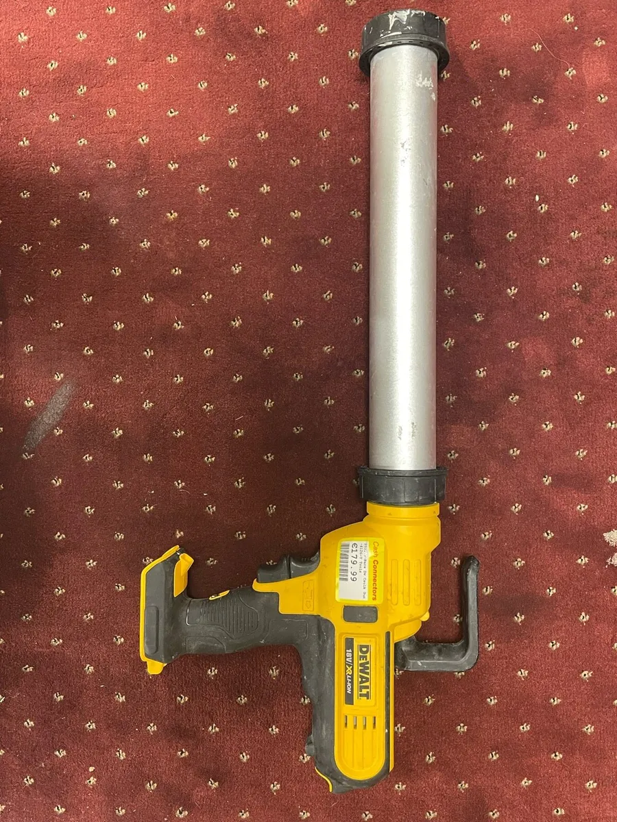DEWALT DCE580 Electric Caulking Gun - Image 1