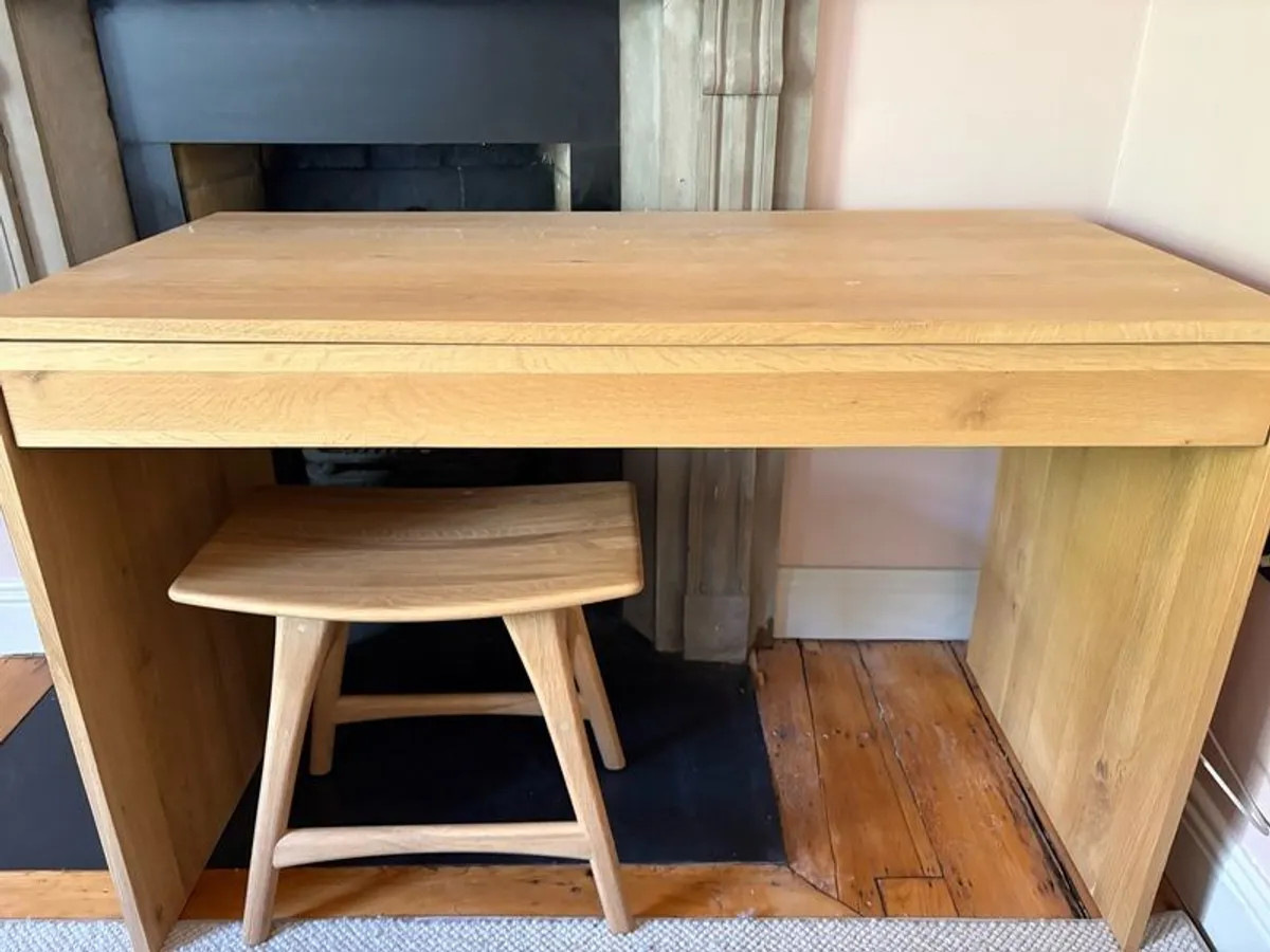 Ethnicraft solid oak desk and stool - Image 1