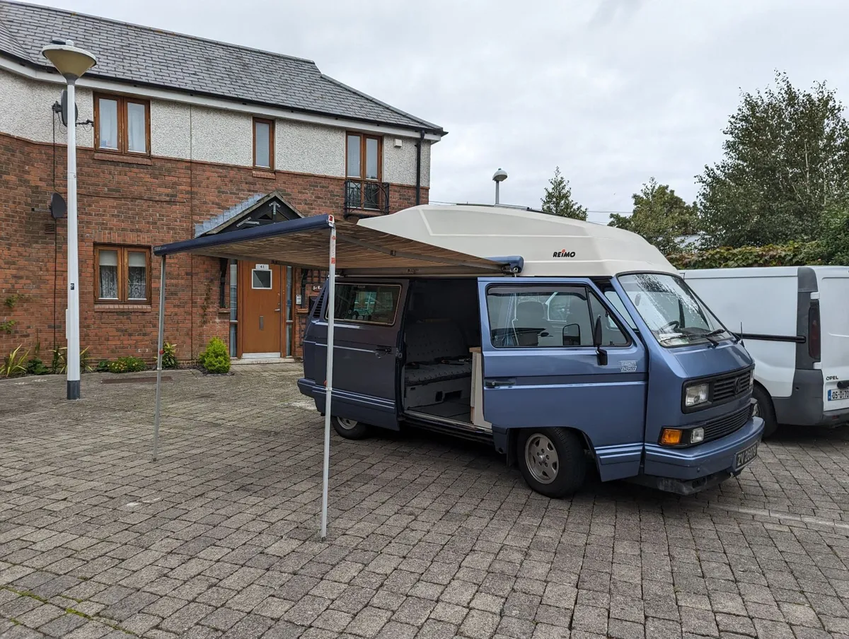 VW T25 Campervan (1984) - Image 4