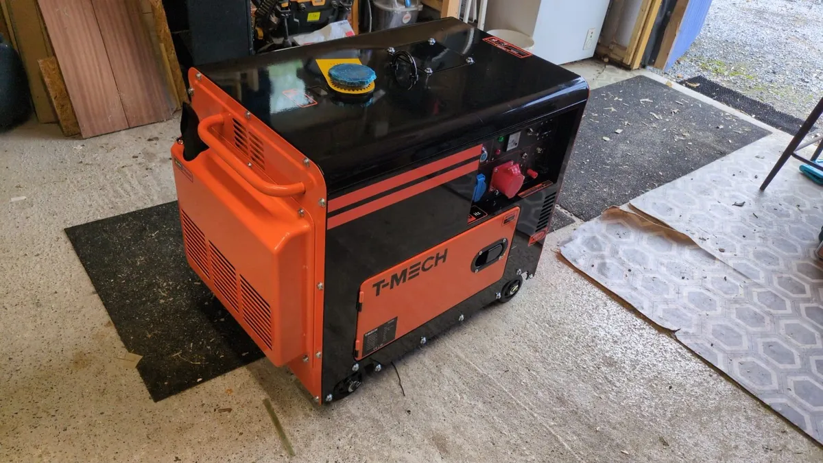 Diesel  Generator 3 phase / 240v - Image 2
