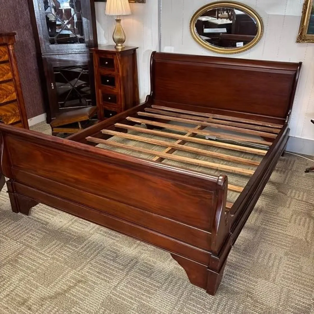 Beautiful mahogany king size sleigh bedframe