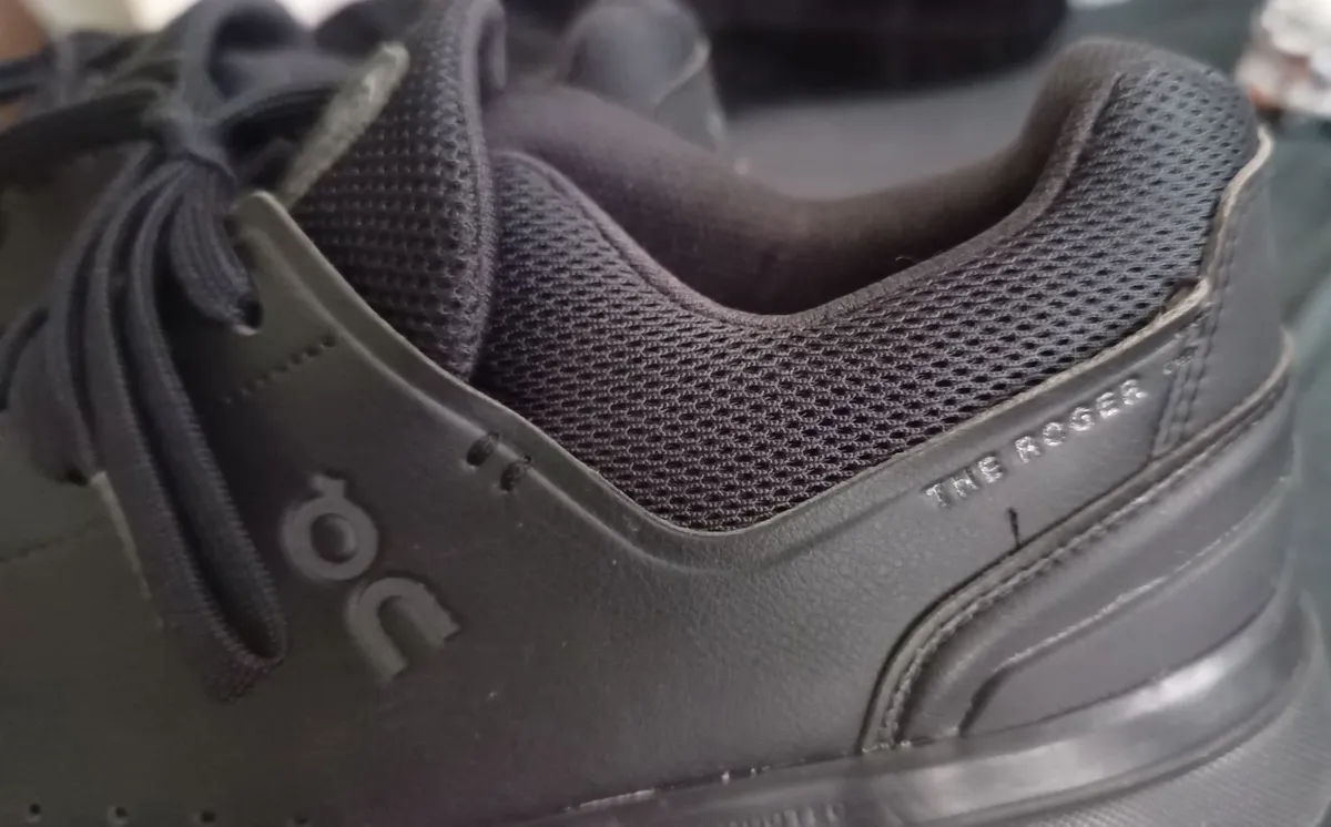 ON Men's Trainers - Image 4