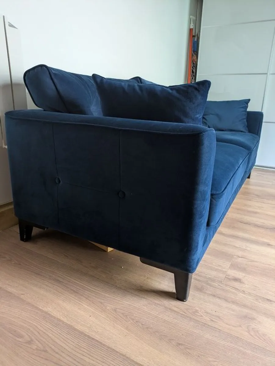 Navy Velvet 3 seater sofa & 2 armchairs - Image 3