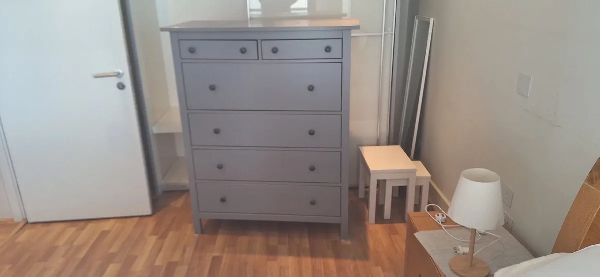 Chest of drawers - Image 2
