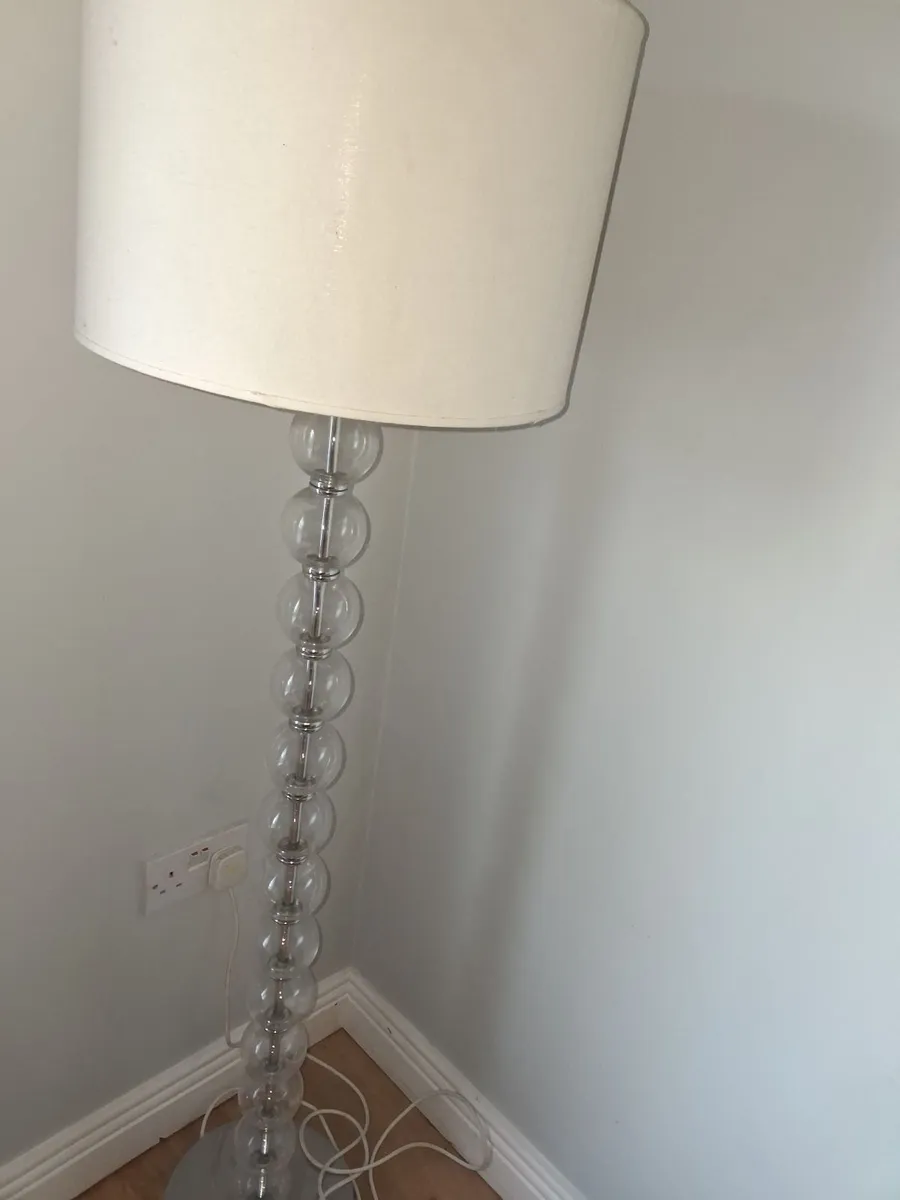 Floor lamp - Image 1