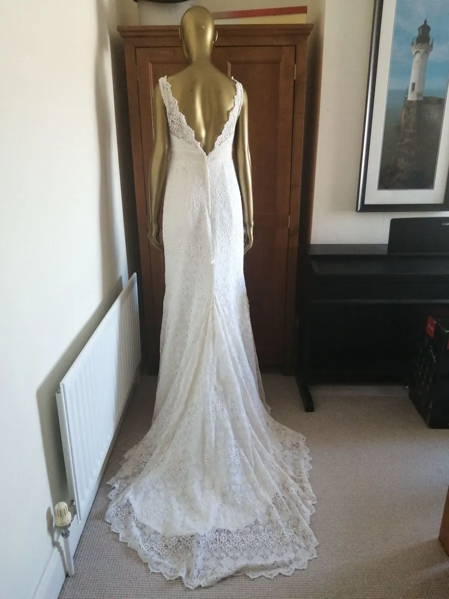 Lace Wedding Dress - Image 1