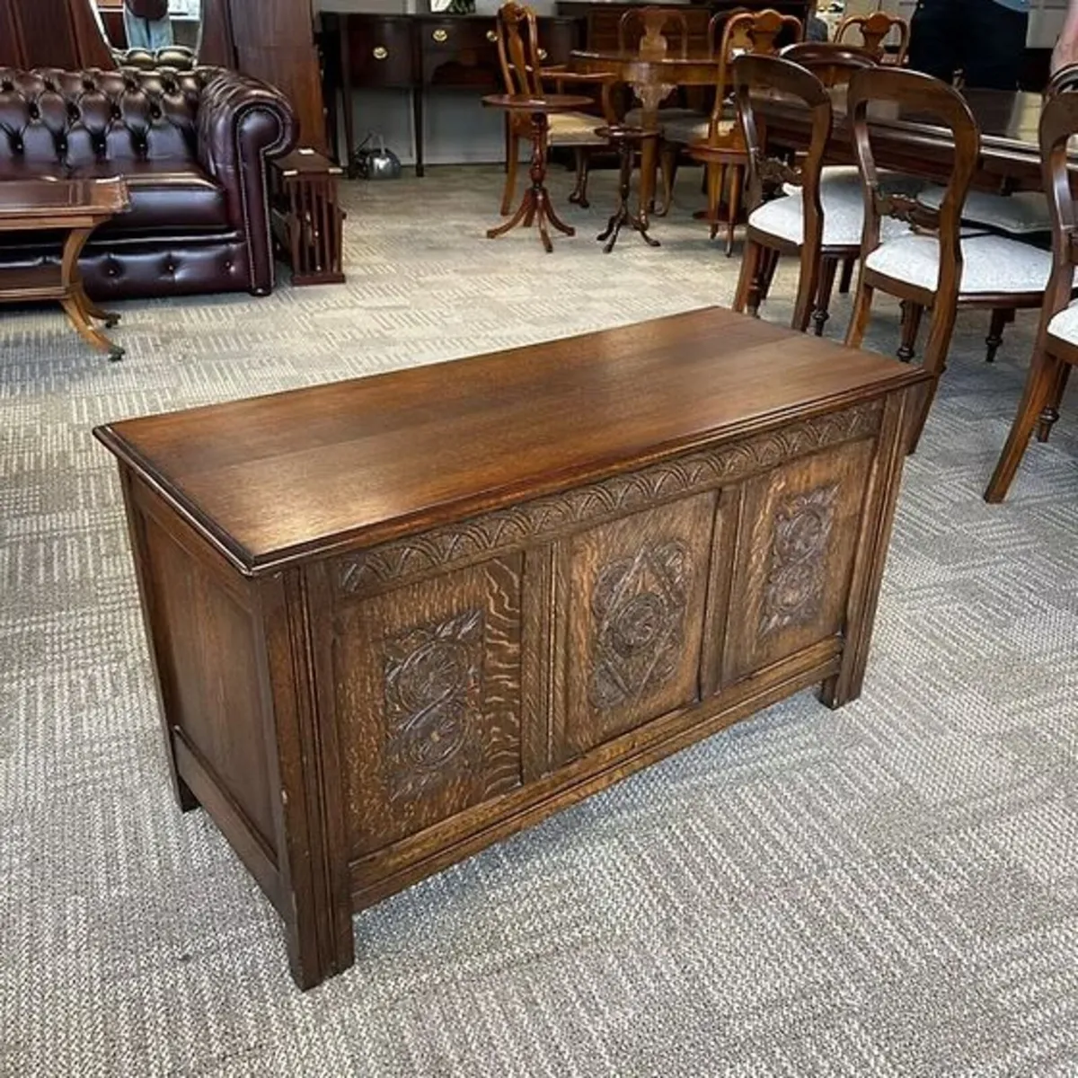 Fabulous oak George III blankets chest storage box