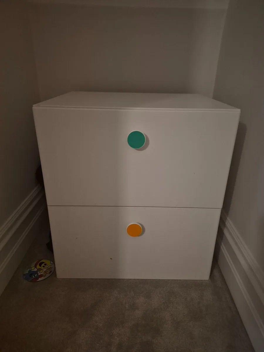 Storage drawers and bench set - Image 3