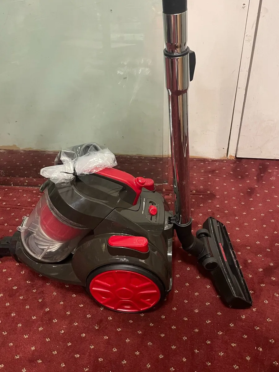 Morphy Richards Bagless Vacuum - Image 4