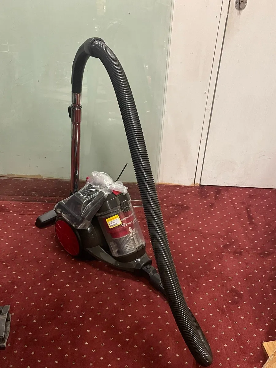 Morphy Richards Bagless Vacuum - Image 1