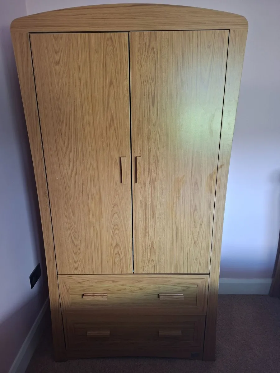 KUB nursery furniture set changing unit & wardrobe - Image 2