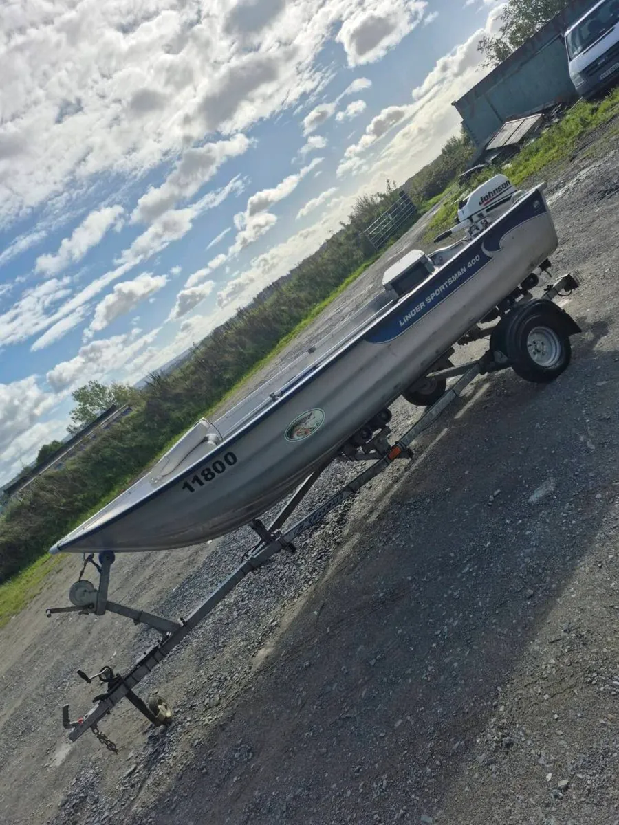 Linder 400 sportsman boat engine and trailer - Image 4