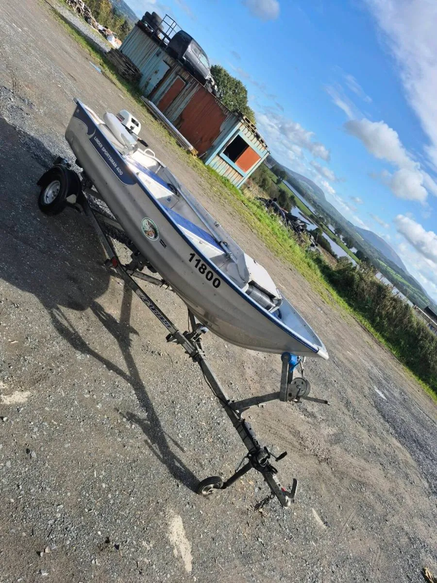 Linder 400 sportsman boat engine and trailer - Image 2