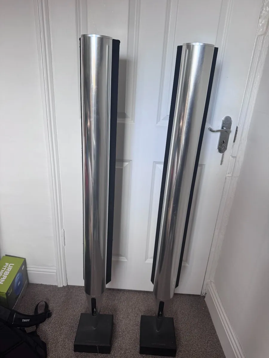 Bang and Olufsen Beolab 8000 speakers - Image 1