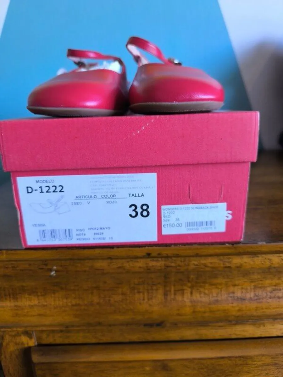 wonders sling back red new - Image 2