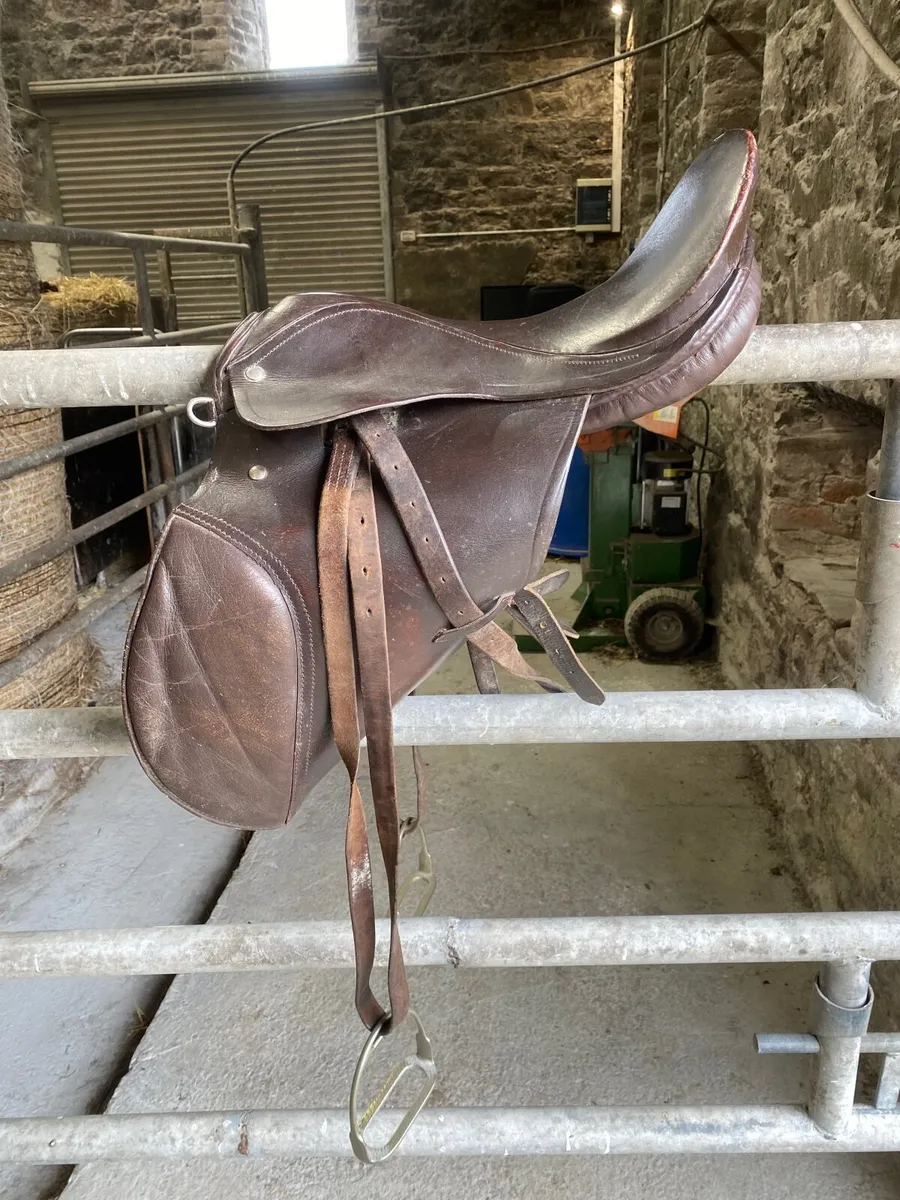 Horse saddle - Image 1