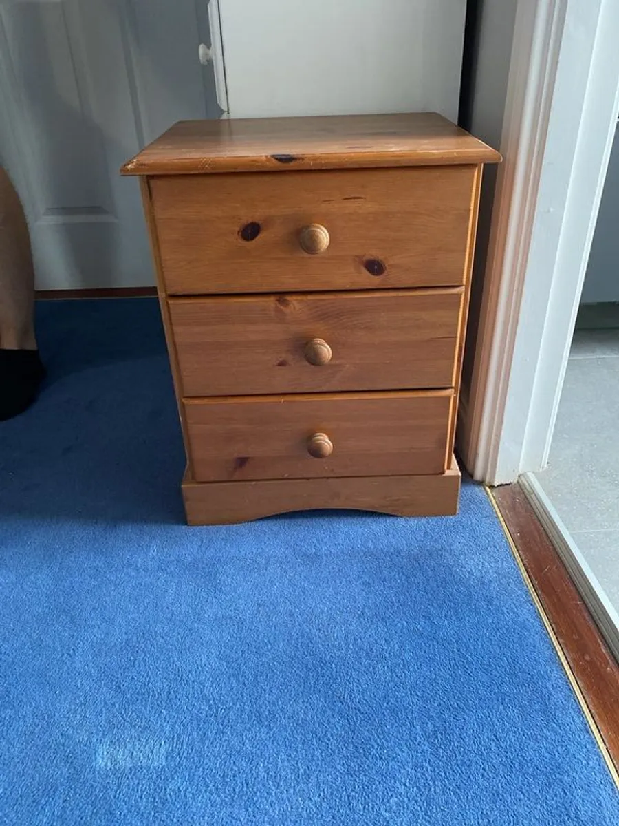 Chest of drawers and Locker - Image 4