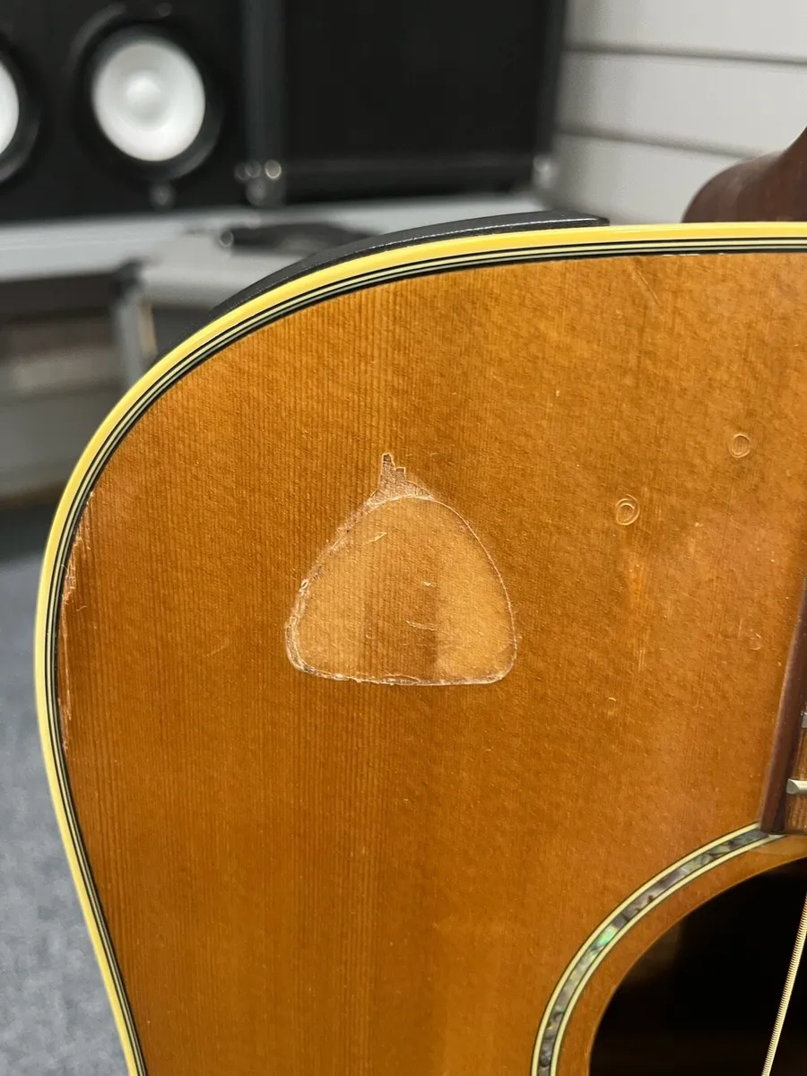 Takamine EG330SC Acoustic Guitar - Image 4