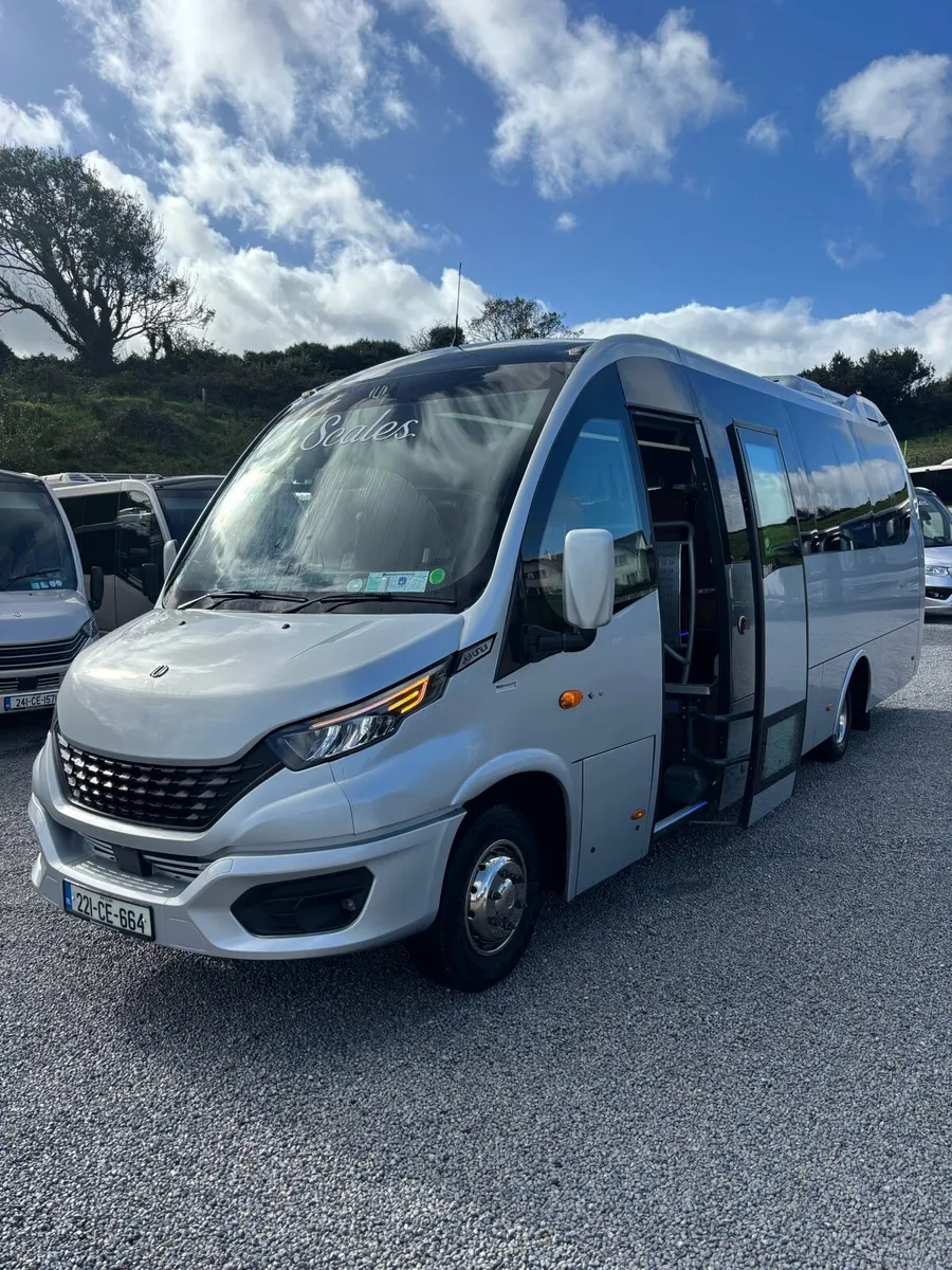 2022 Iveco Unvi Compa - Image 1