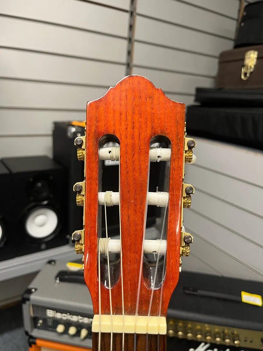Gewa Pro Natura Classical Guitar - Image 3