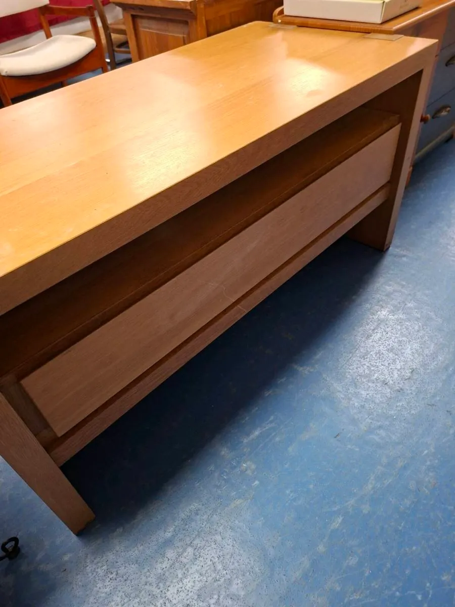 WOODEN TV STAND - Image 2