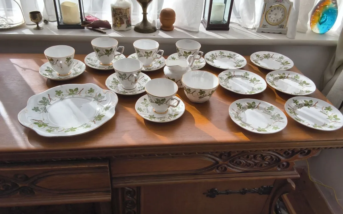 Royal Tara bone China tea  set perfect condition - Image 1