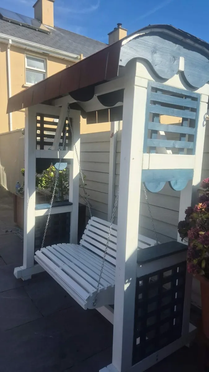 Patio Swing - Image 3