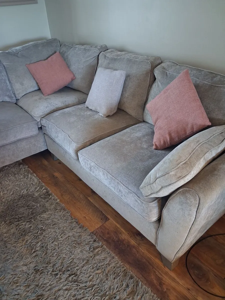 Couch - Image 1