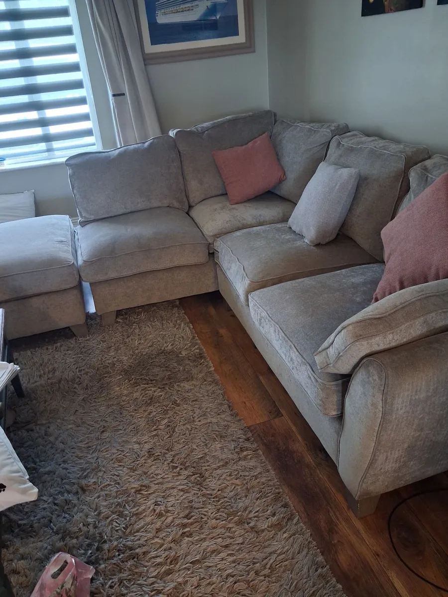 Couch - Image 3