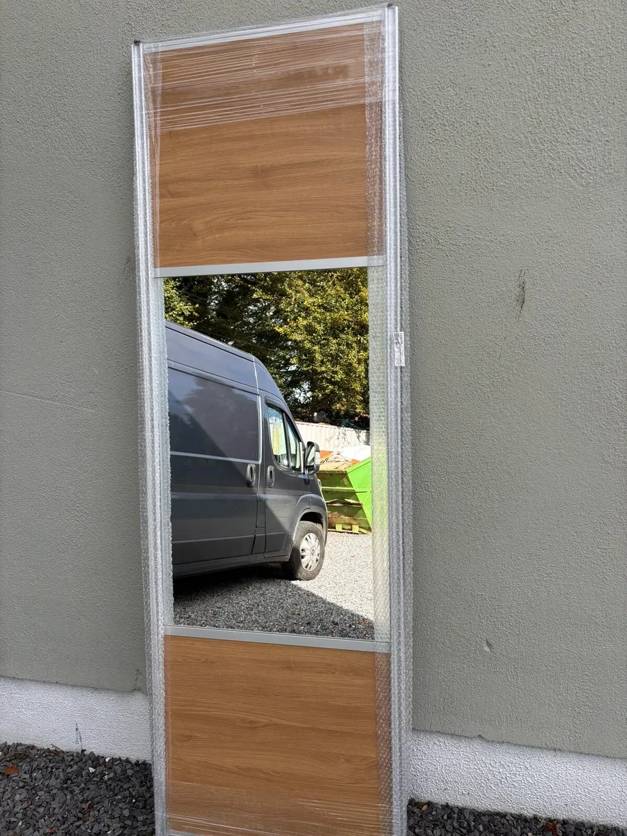 3 sliding doors - Image 2